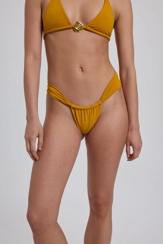 Noa Mostaza Bikini
